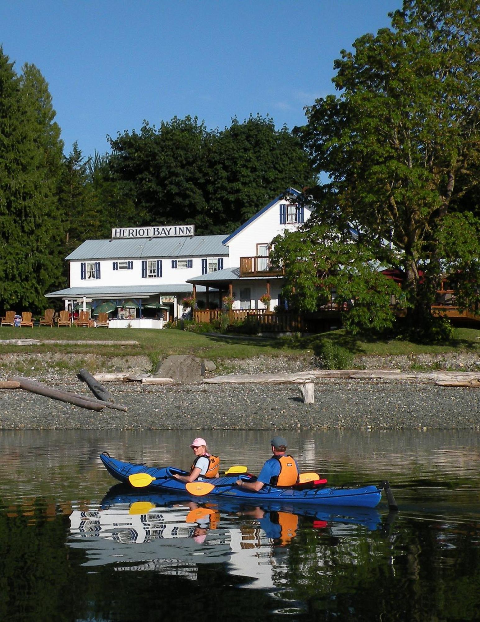 Heriot Bay Inn Exteriér fotografie