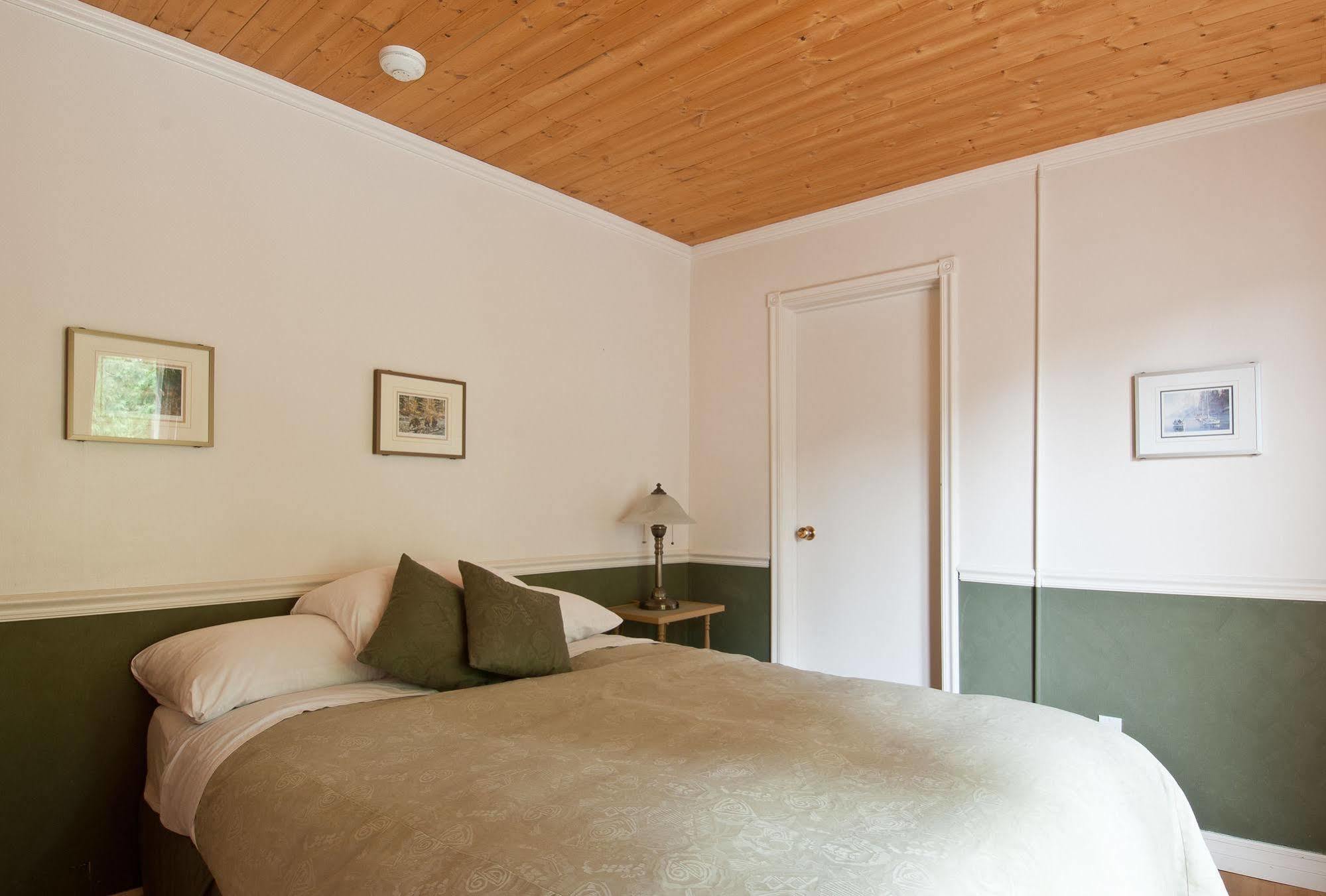 Heriot Bay Inn Exteriér fotografie