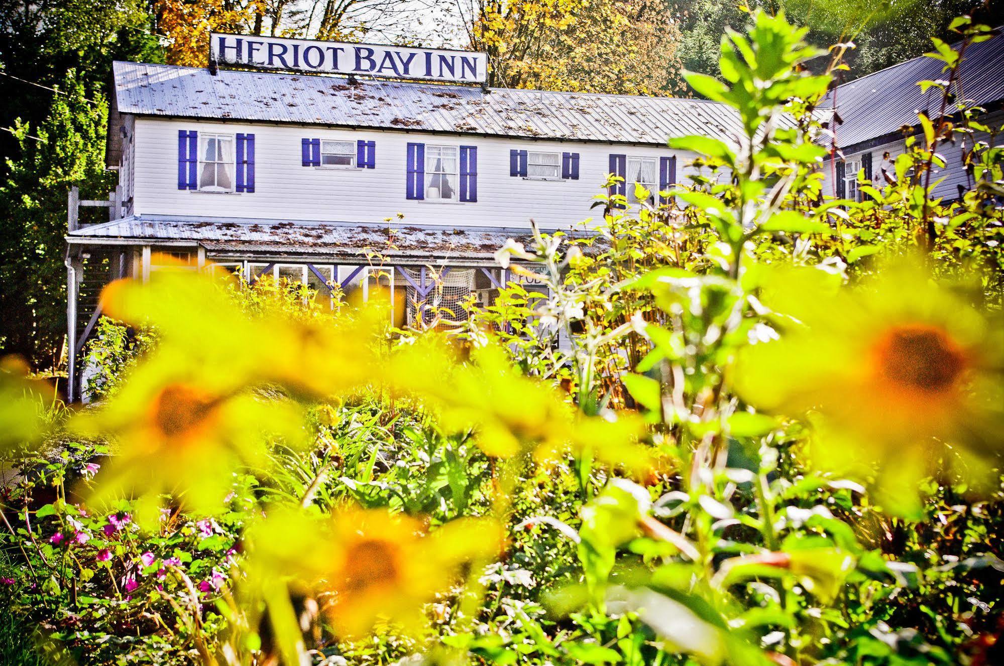 Heriot Bay Inn Exteriér fotografie
