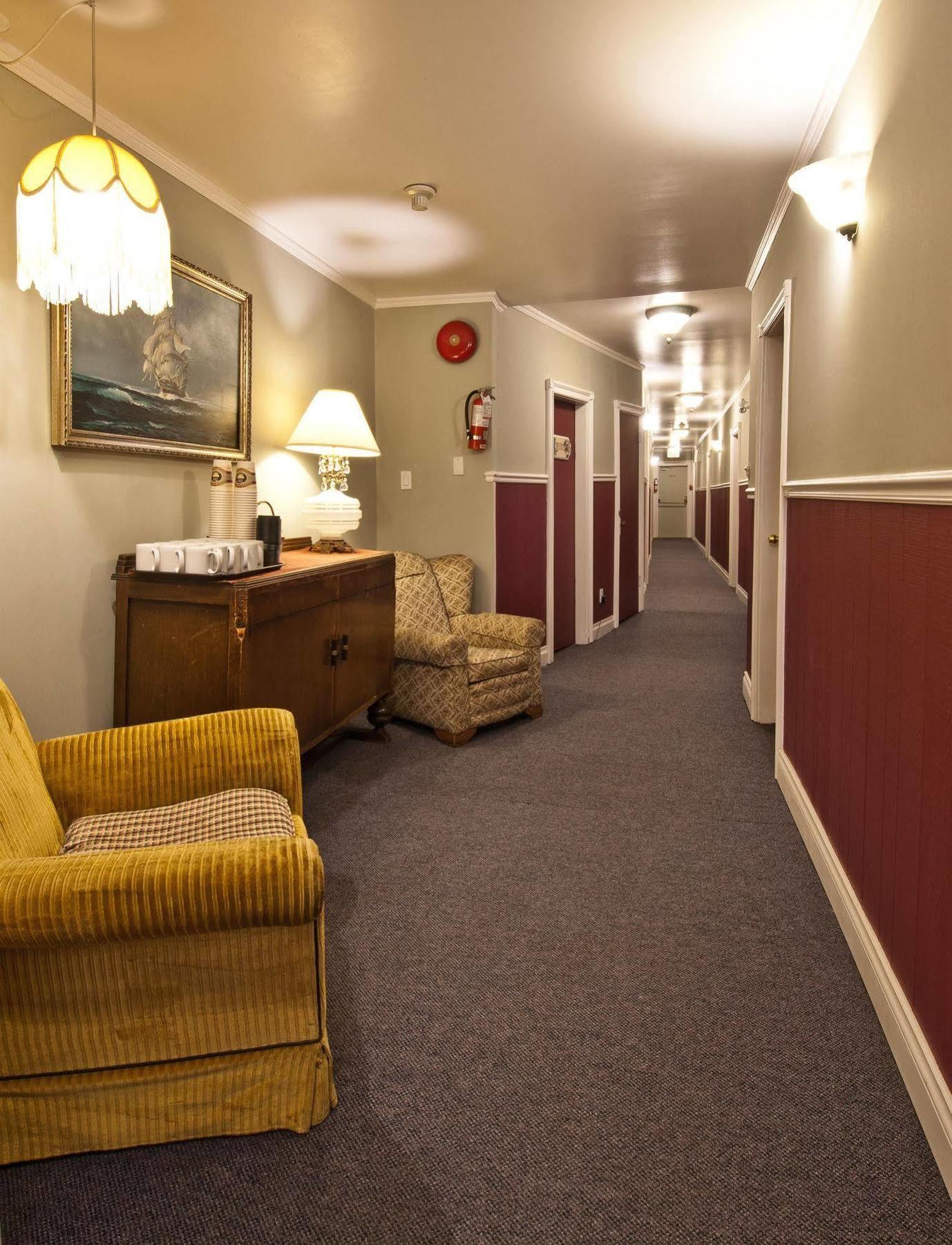 Heriot Bay Inn Exteriér fotografie
